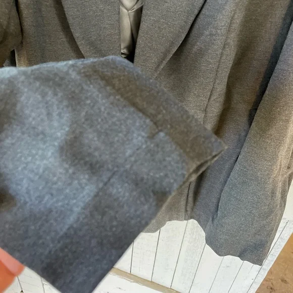 Torrid Studio T Gray Blazer - Picture 2 of 6